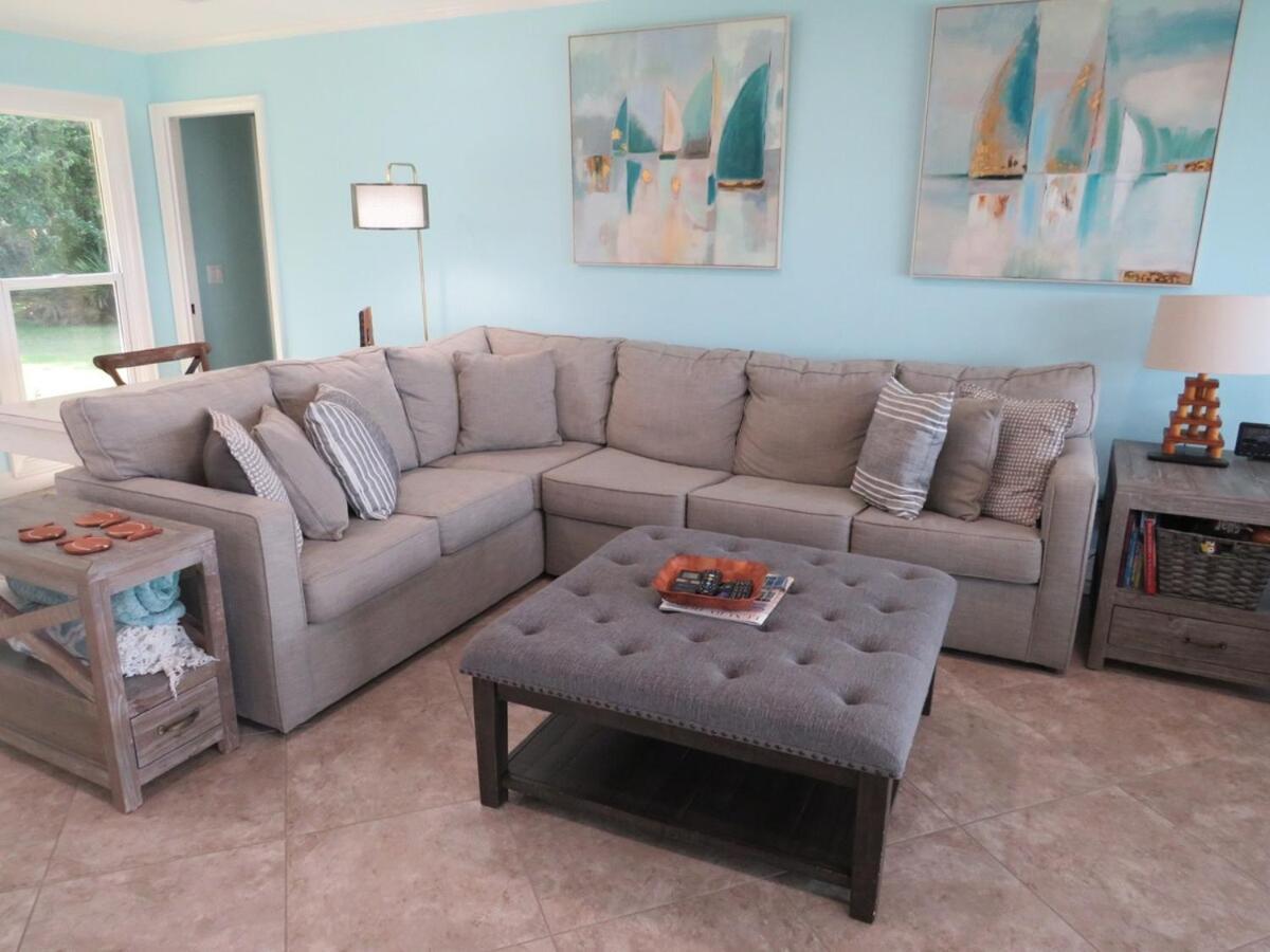 Hidden Gem With New Patio And Private Dock *
