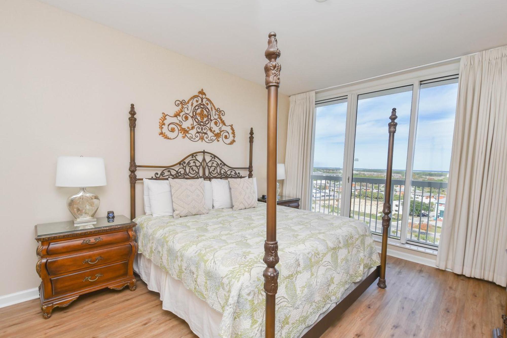 Silver Towers W1203 * Destin