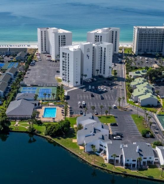 2111 - Shoreline Towers Unit Upgraded Condo- Free Setup! * Destin