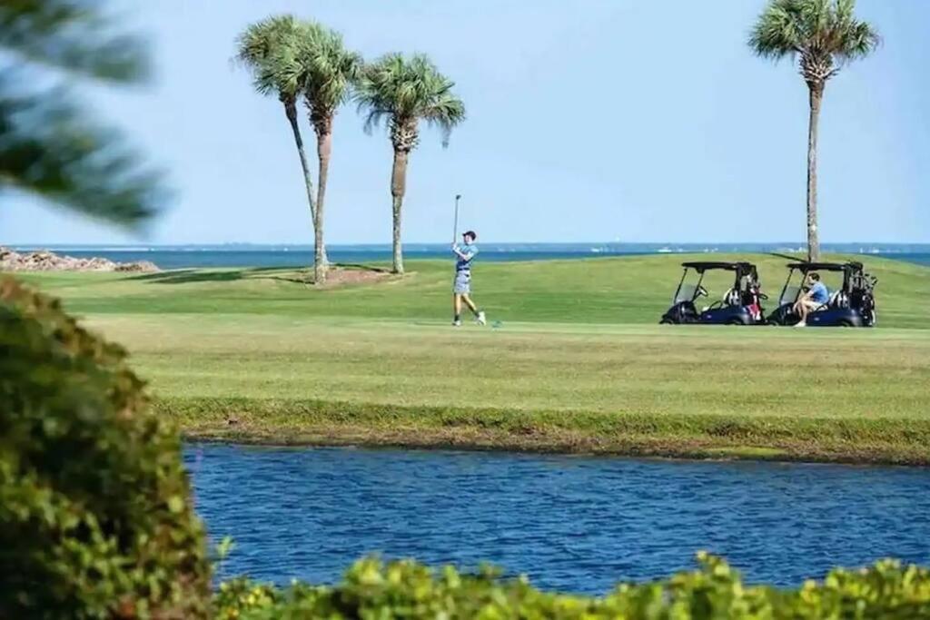 Large 5-br In Golf And - 2 Golf Carts Holiday home
