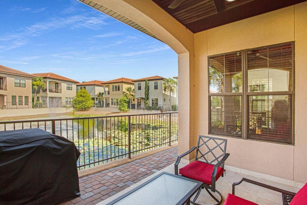 Large 5-br In Golf And - 2 Golf Carts
