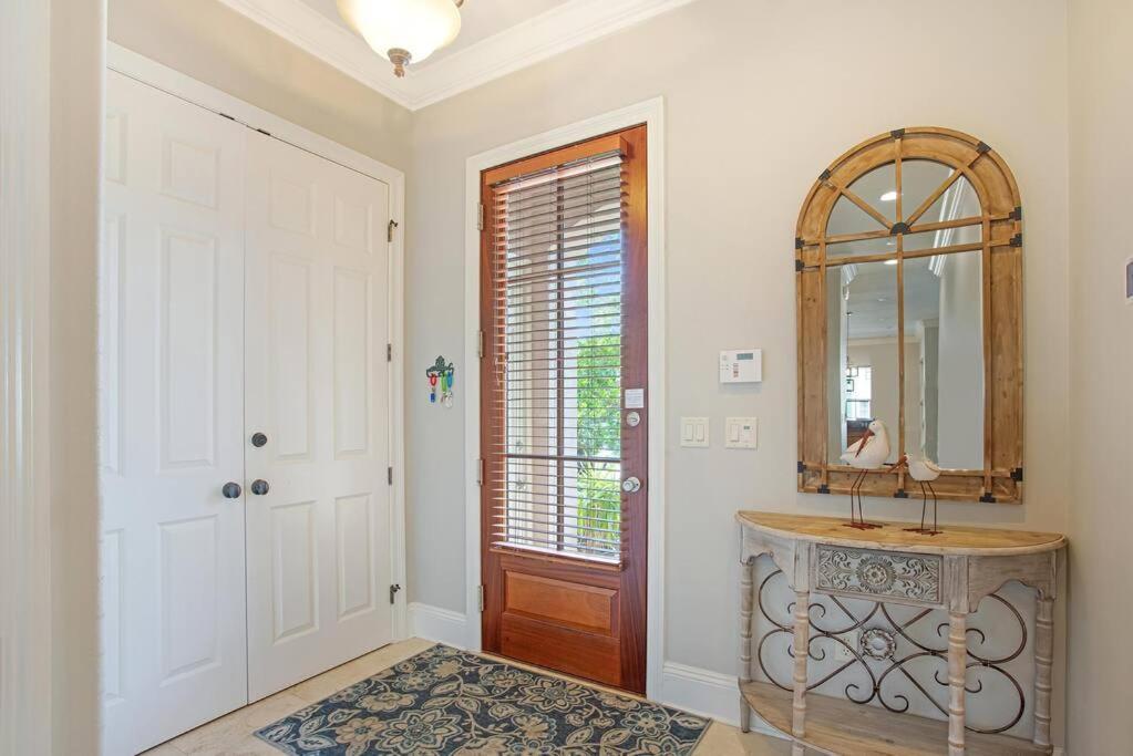 Large 5-br In Golf And - 2 Golf Carts
