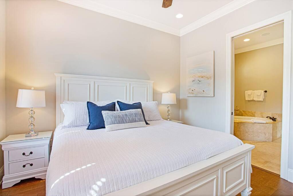 Large 5-br In Golf And - 2 Golf Carts Holiday home