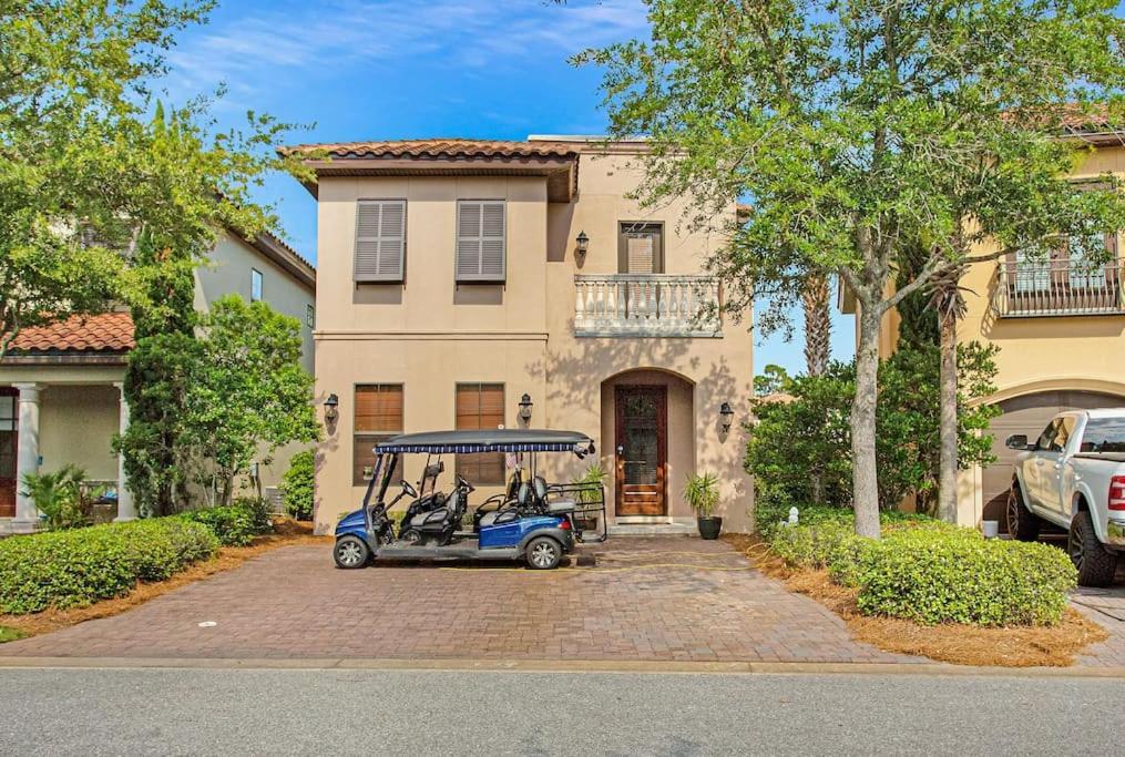 Large 5-br In Golf And - 2 Golf Carts *