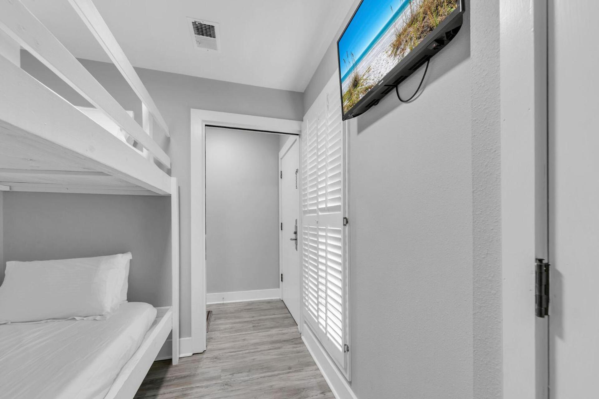 Magnolia Village Unit 506 Is A Beautiful 2 Bed 2 Bath Located In Sandestin Golf And