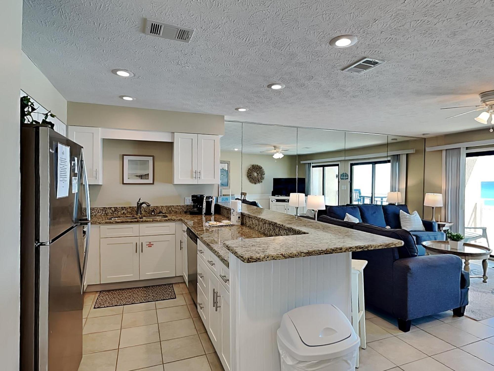 Crystal 9b Apartment *