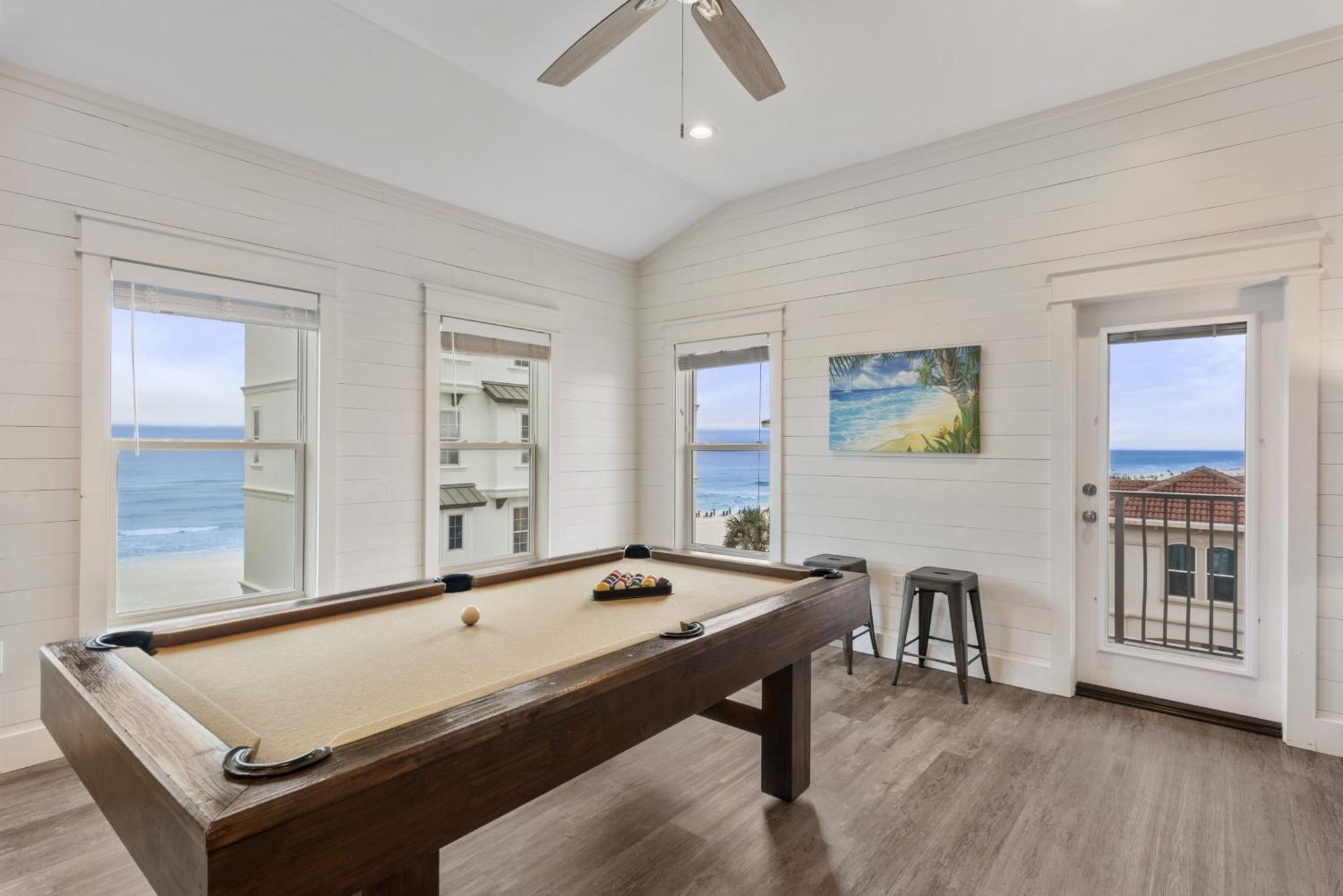 Seaside Palace With Game And Jetted Pool *