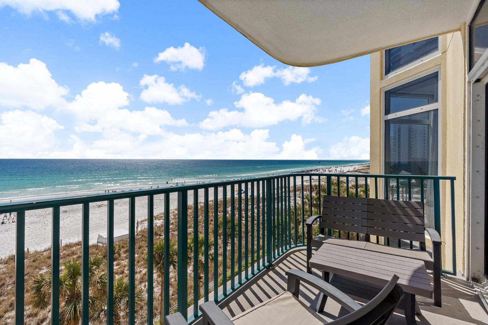 Jade East Towers 0430 By Newman-dailey * Destin