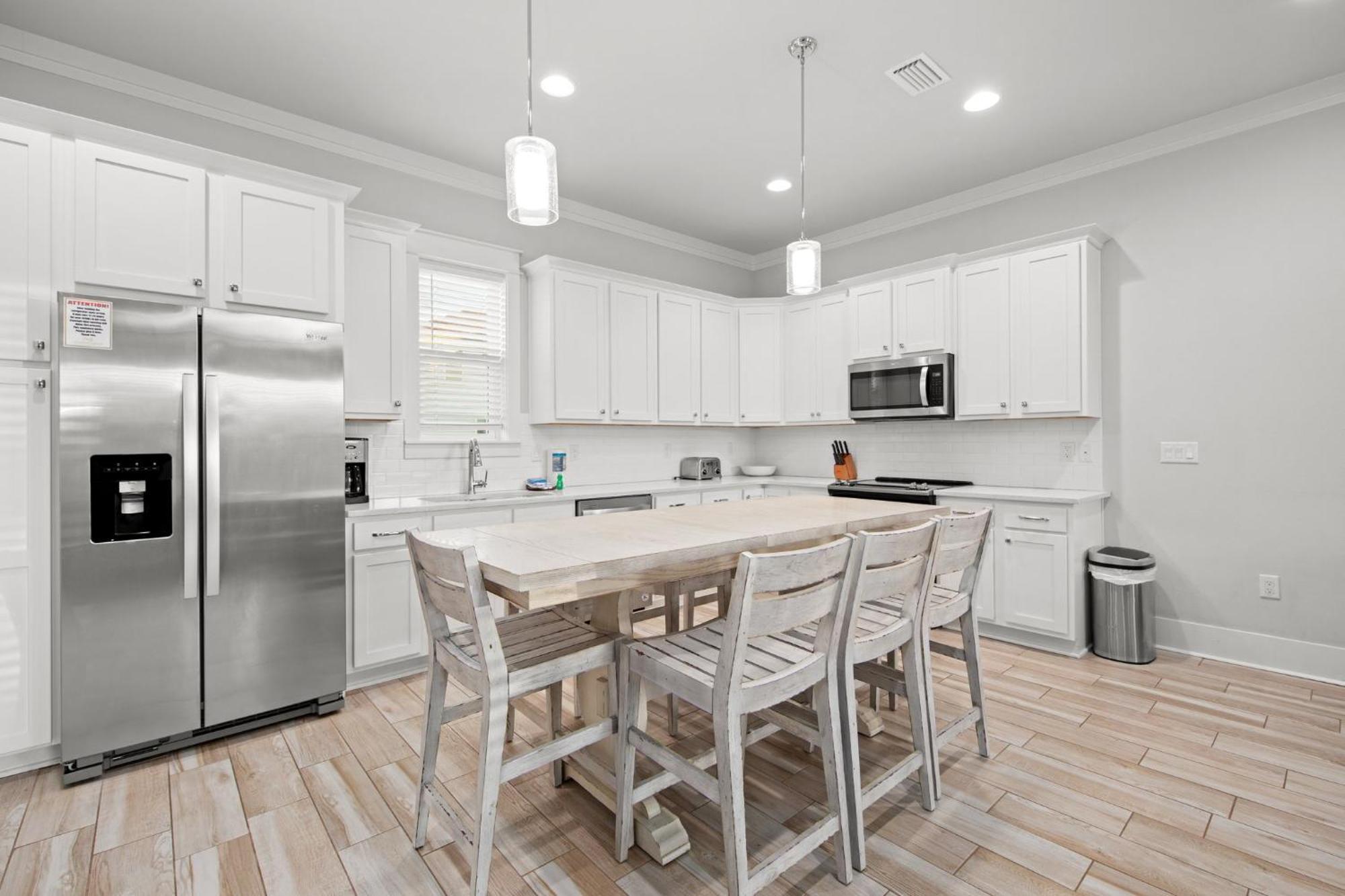Shearwater Chateau With Lsv And Heated Pool Destin