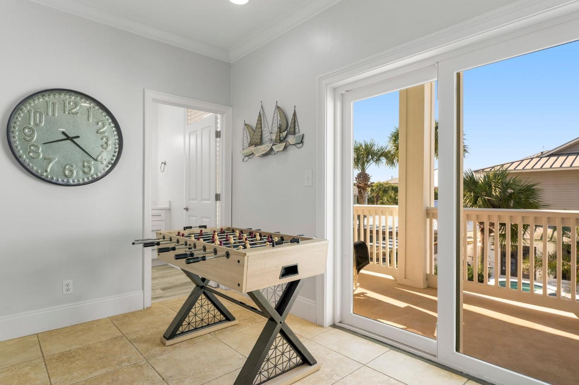Vast Cay Castle With Private And Game Holiday home Destin