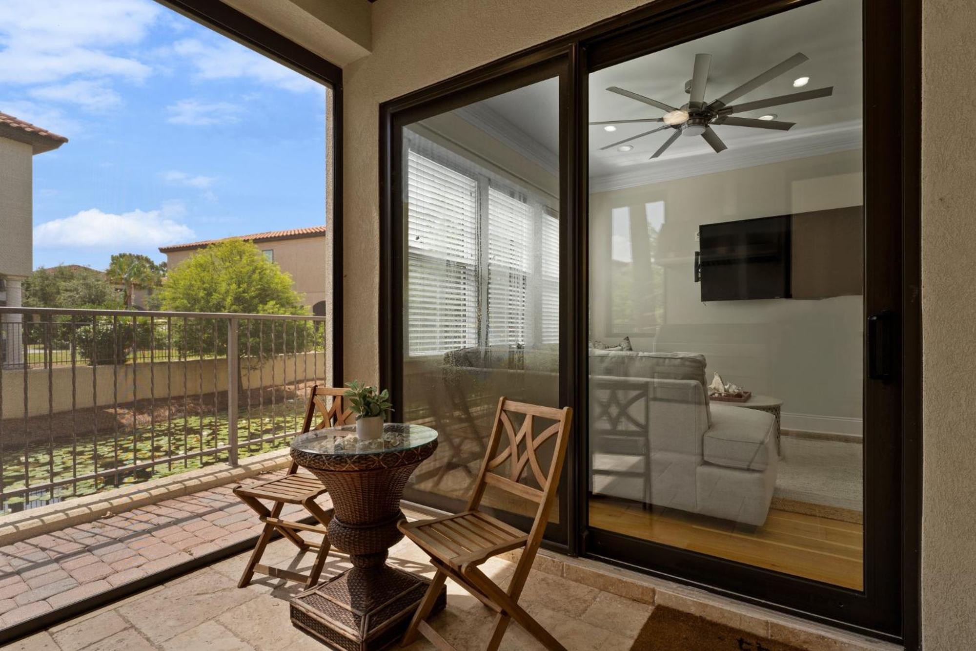 Holiday home Venetian Boardwalk With Lsv And Pool