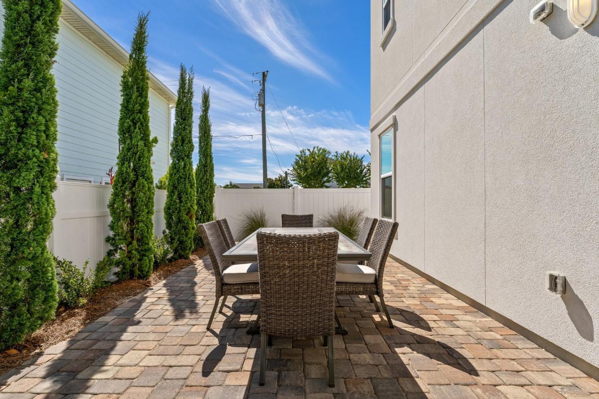 Shellebrate Chateau With Lsv And Heated Pool * Destin