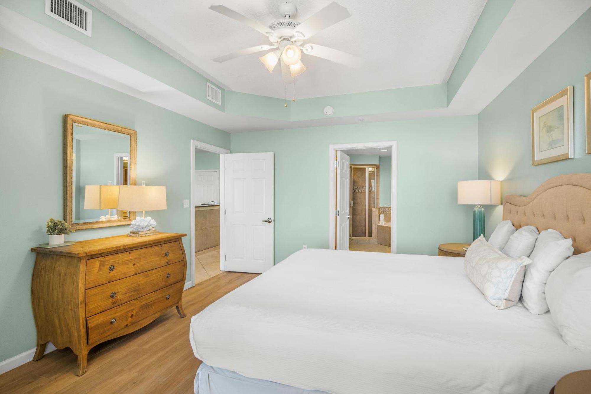 Holiday home The Crescent 308