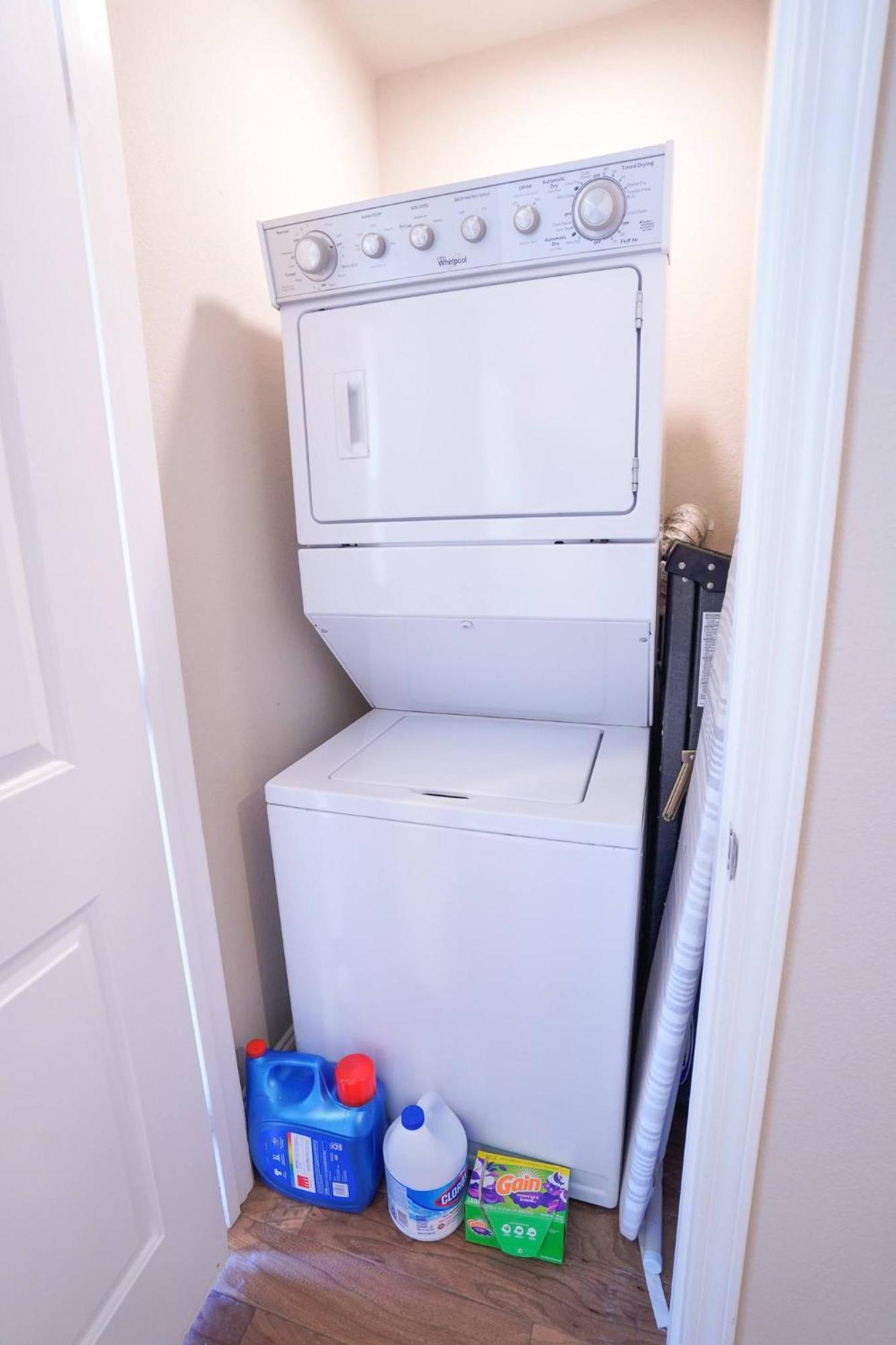 Beachside Bliss- Is Minutes From Pool Hot Tub Near Golf *