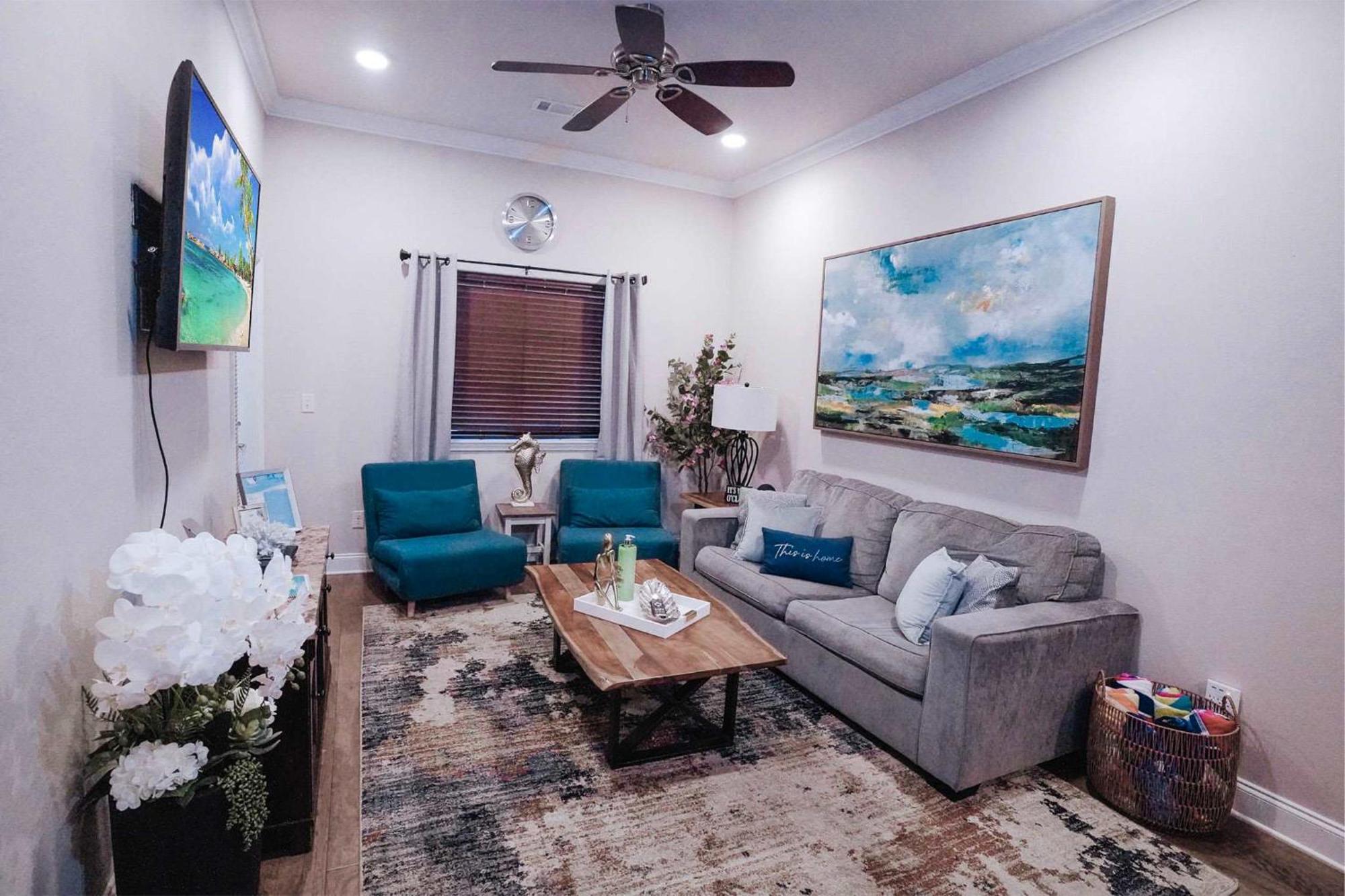 Beachside Bliss- Is Minutes From Pool Hot Tub Near Golf