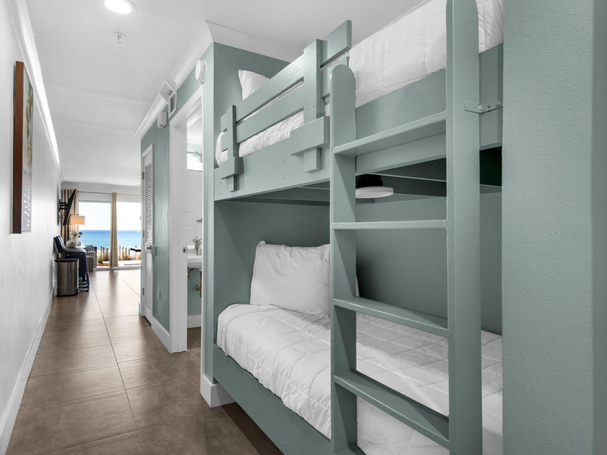 Apartment Crystal Sands 103a By Newman-dailey