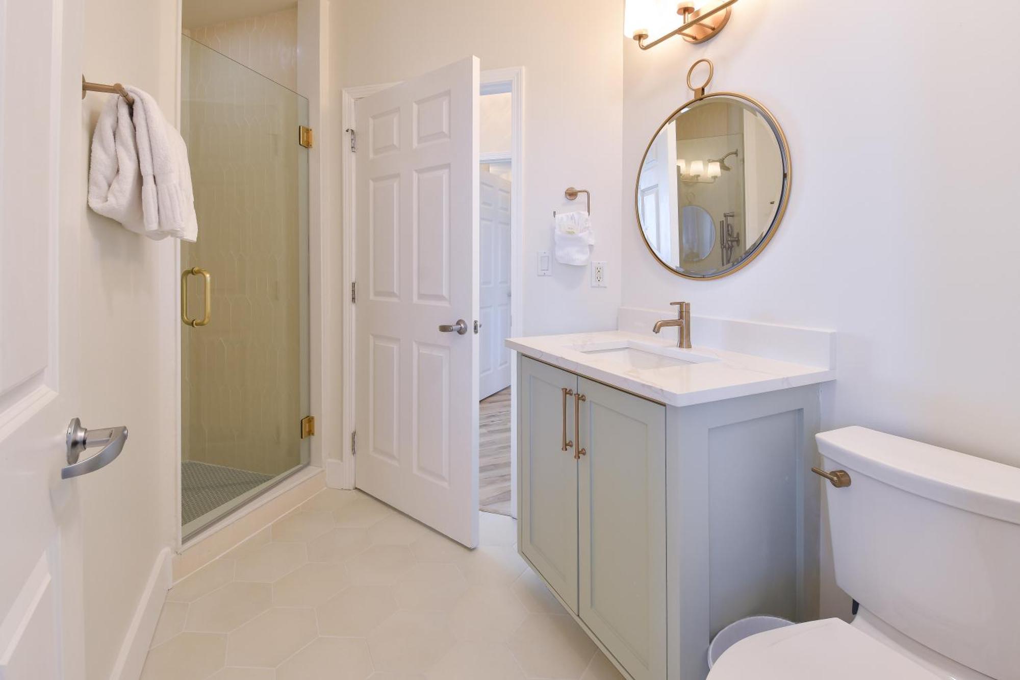 Silver Towers W1801 * Destin