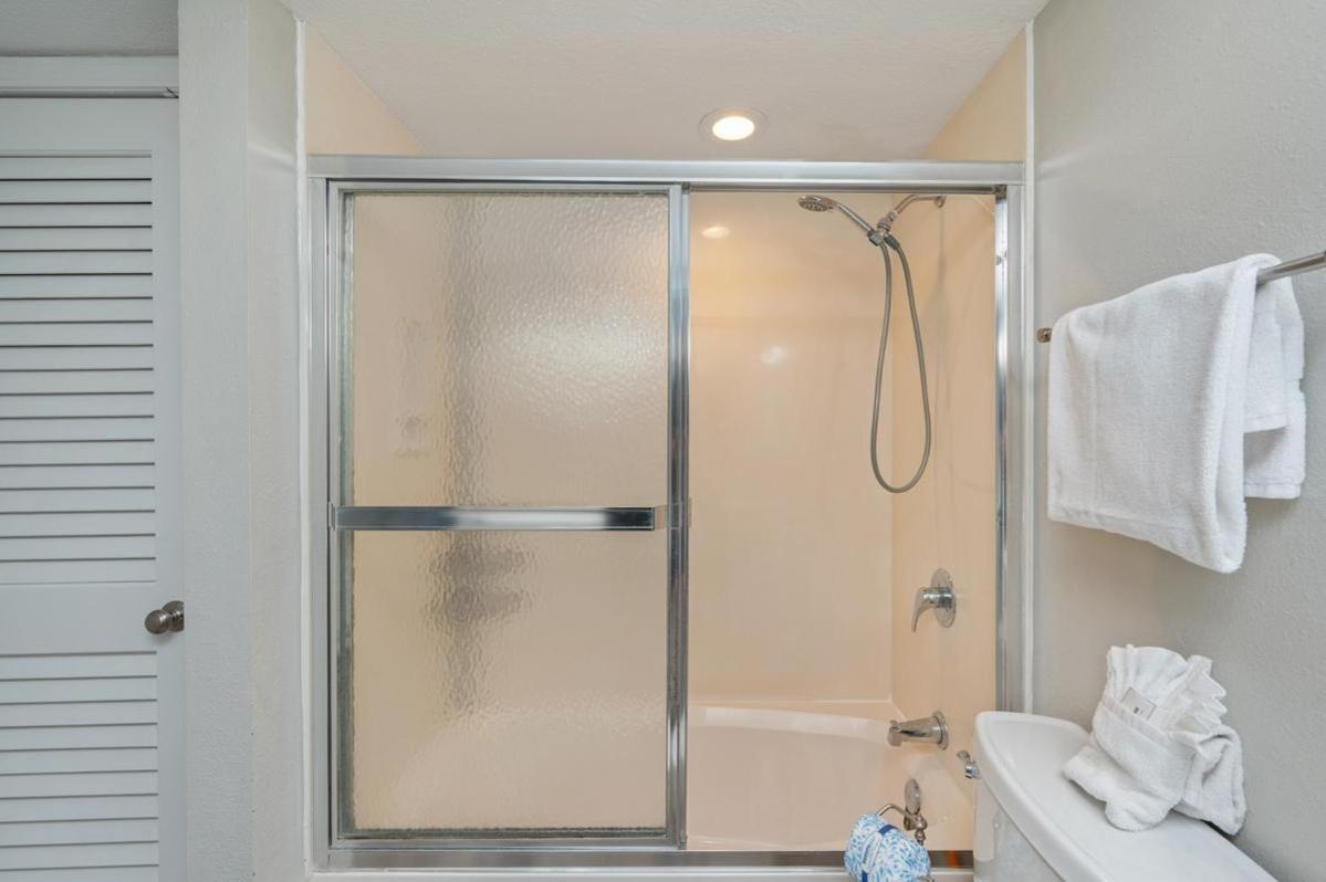 2061 Shoreline Towers Beach-special Spring Rate-free Setup Holiday home