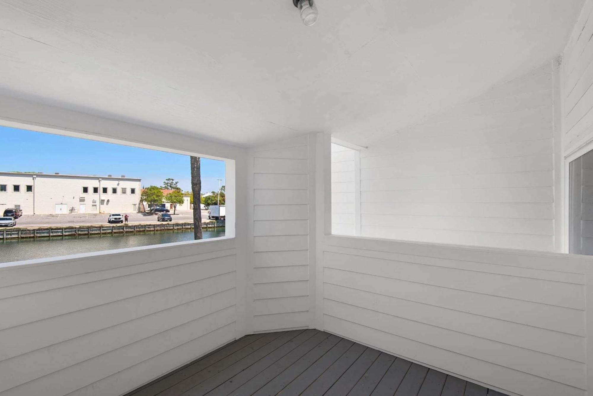 Holiday home Shoreline Towers Townhouse 4-4 *