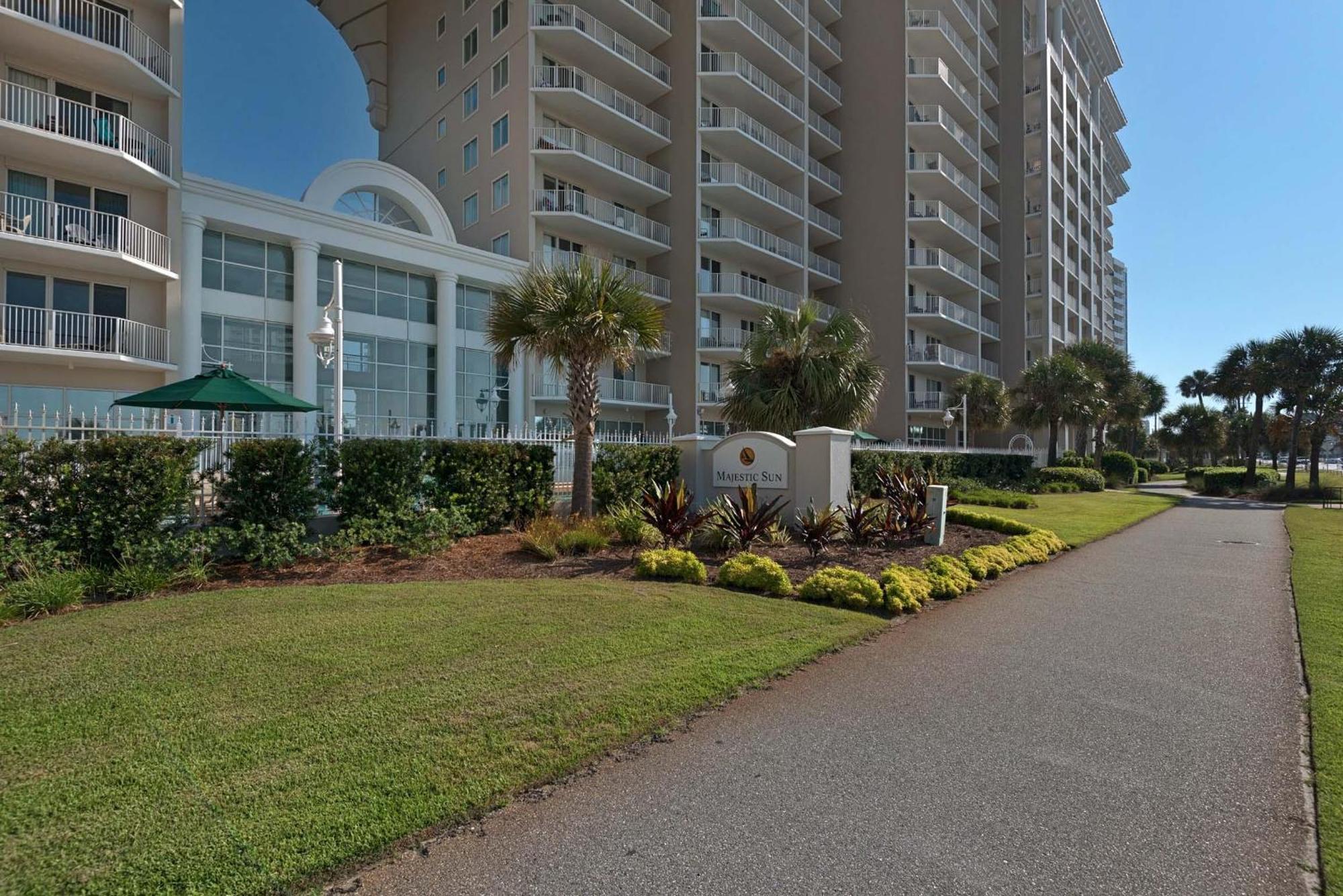 Majestic Sun 605b Apartment *