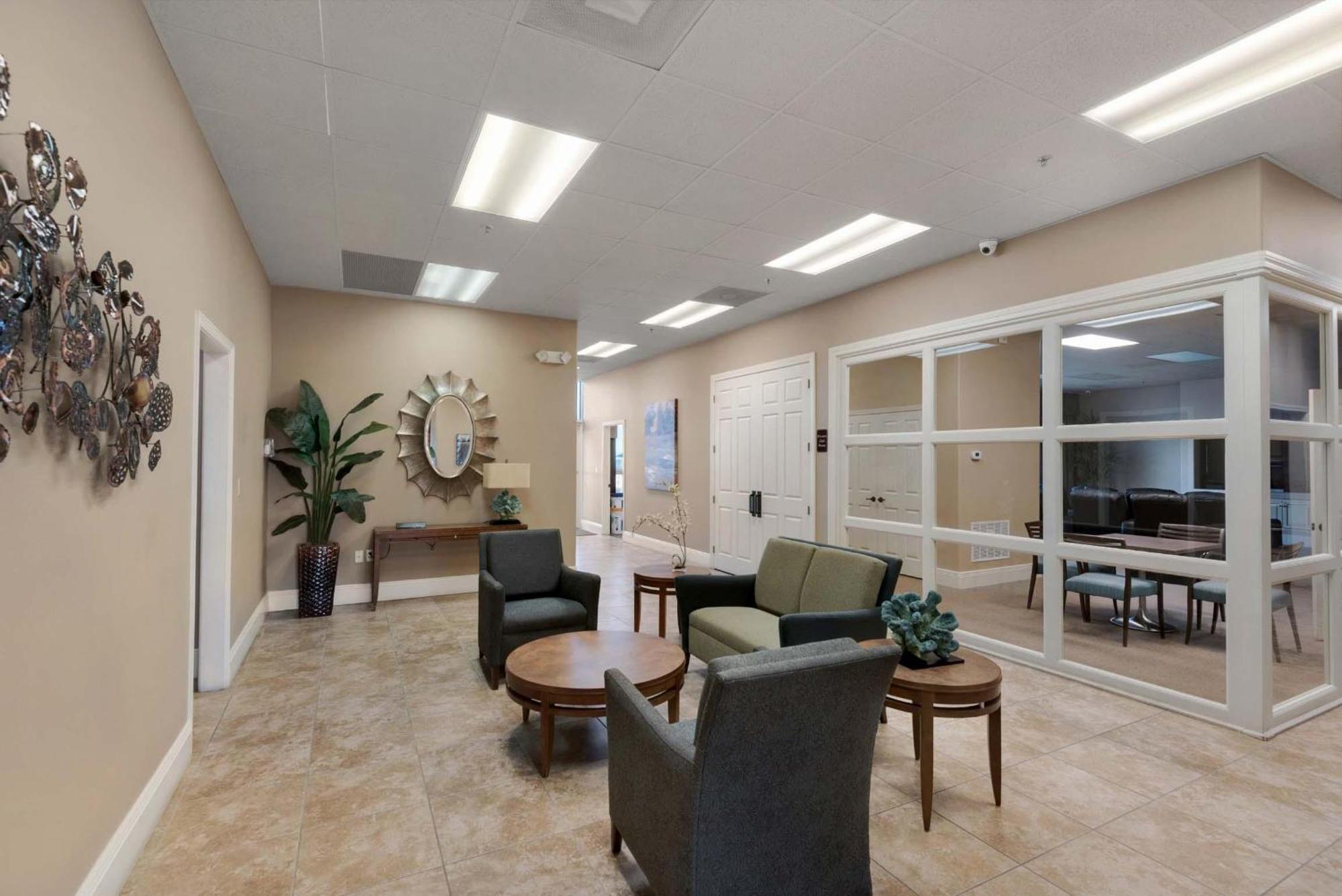 Majestic Sun 609b Apartment *