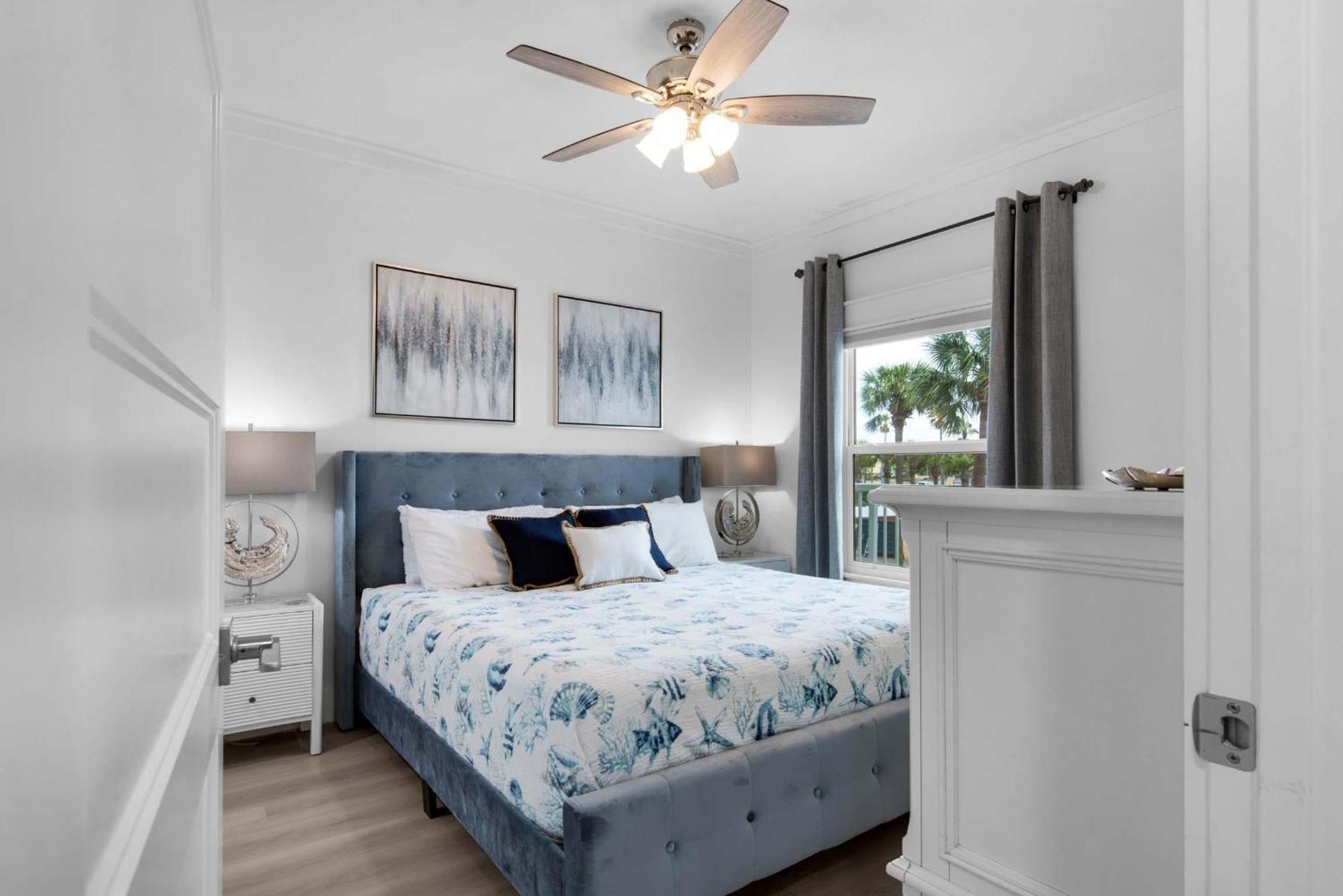 Apartment Sterling Sands 111