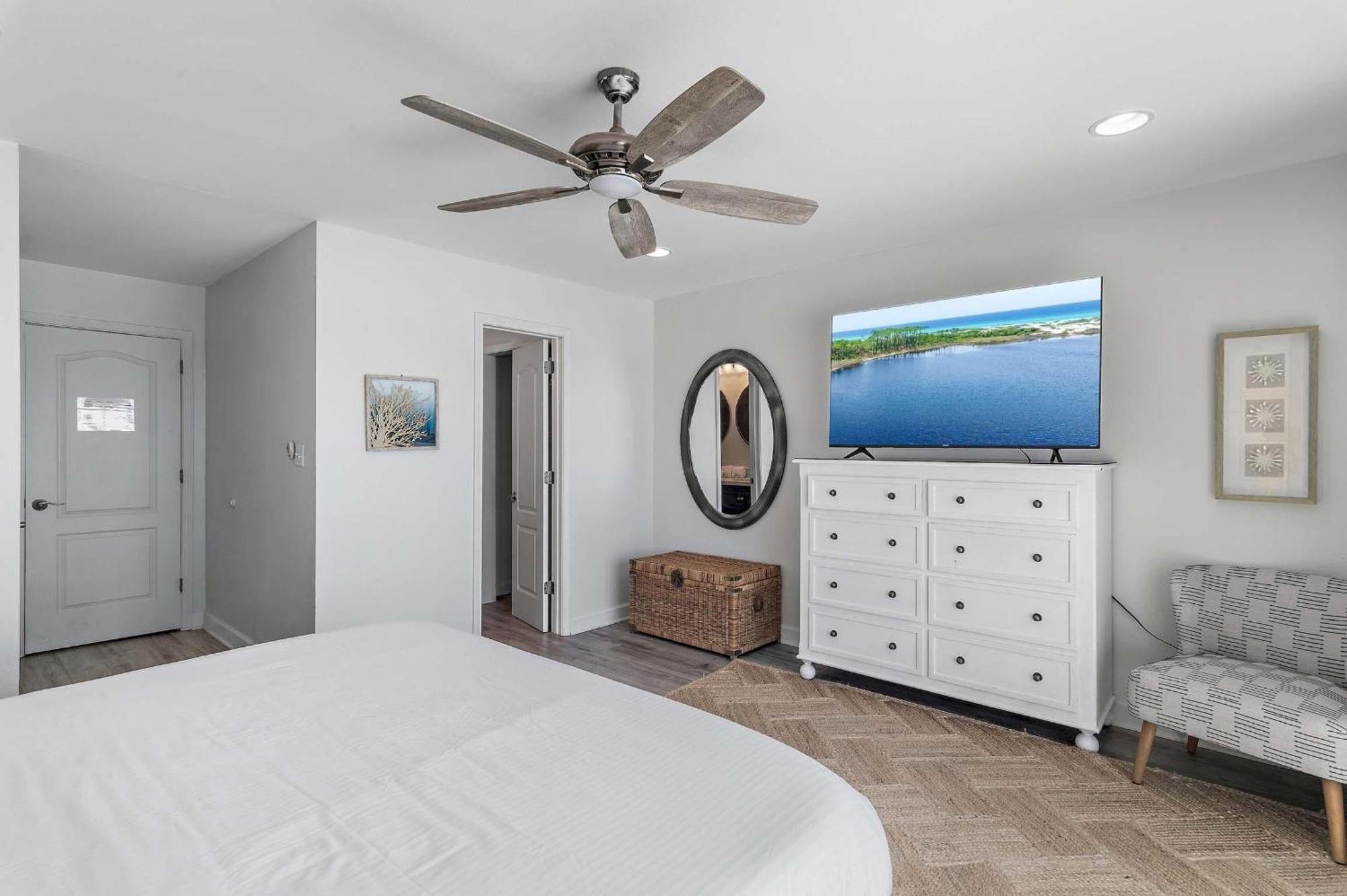 Summer Haven B- Cast A Waves * Destin