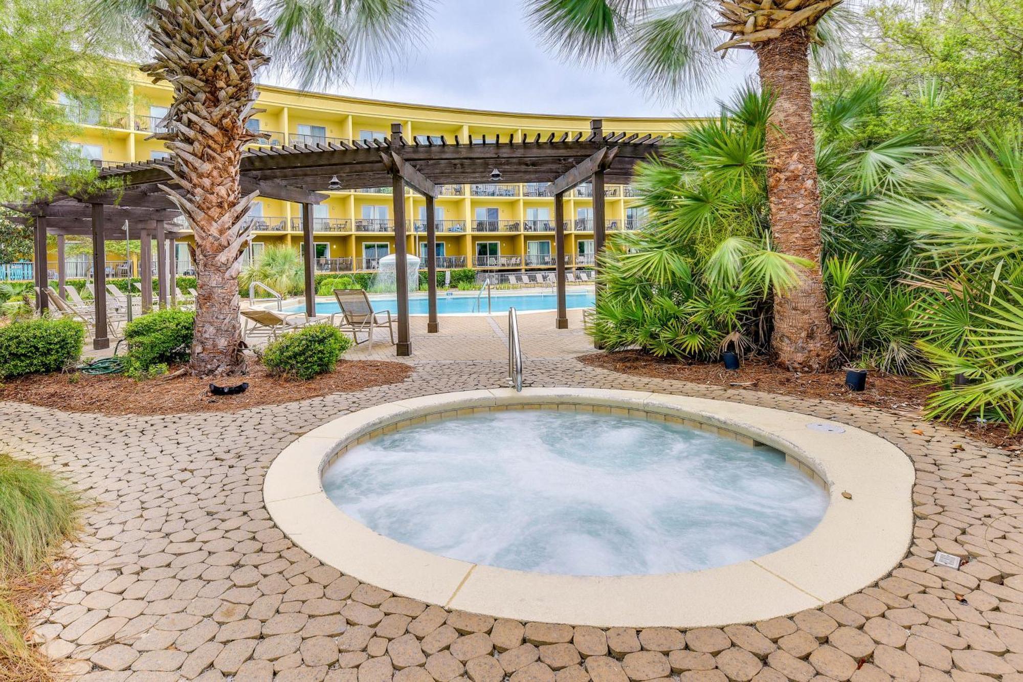 Cozy Miramar With Pools And Access! Apartment