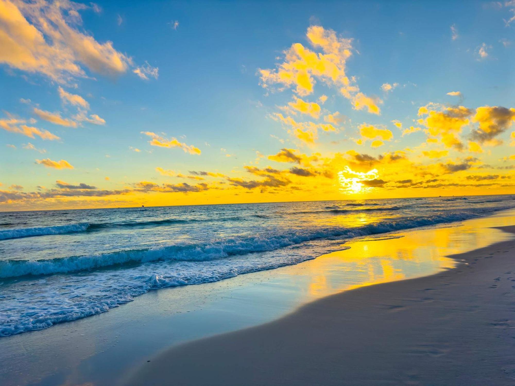 Barefoot Escape Golf Cart Deals Gated Access * Destin