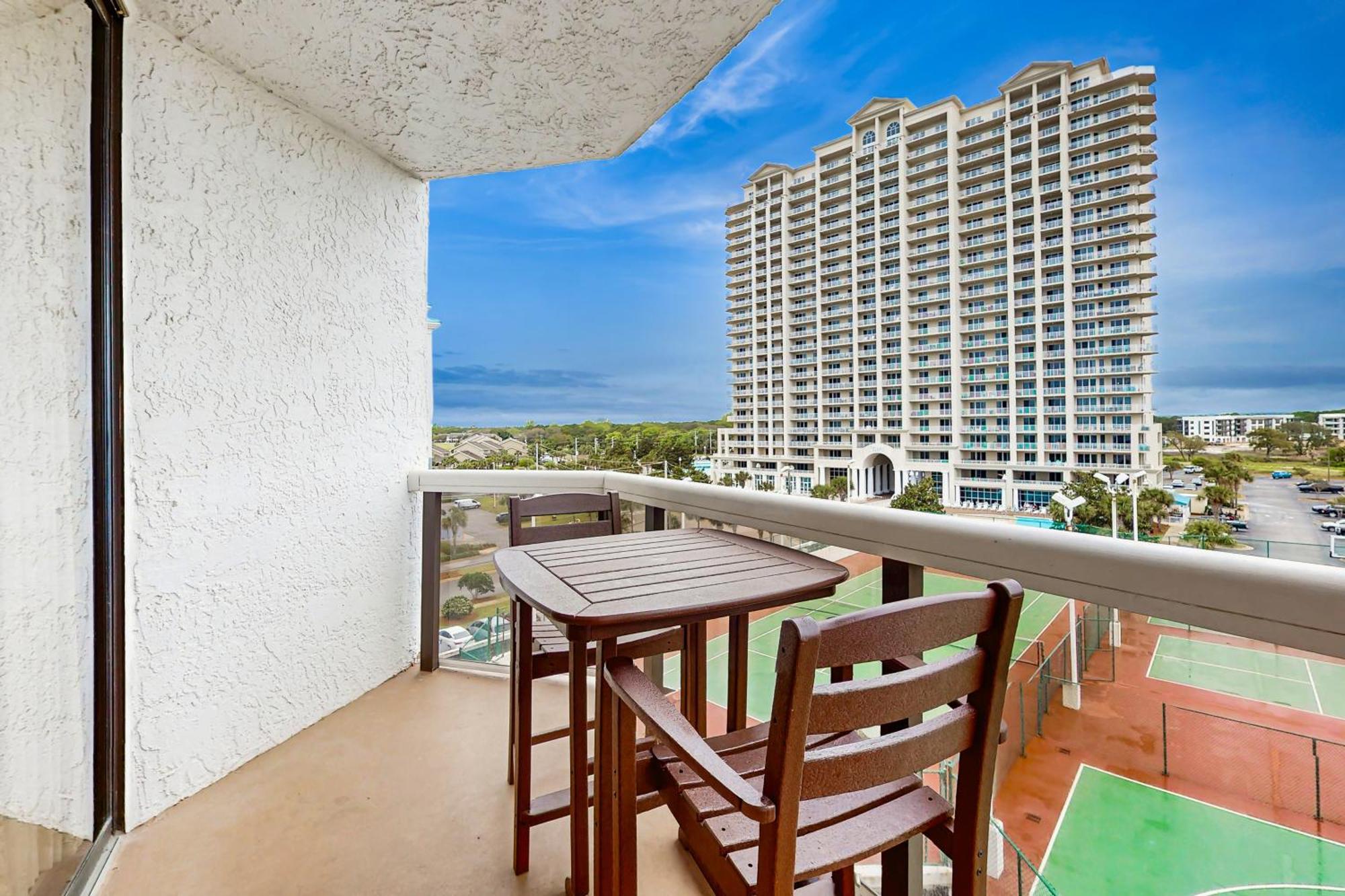 Surfside 3-412 Apartment