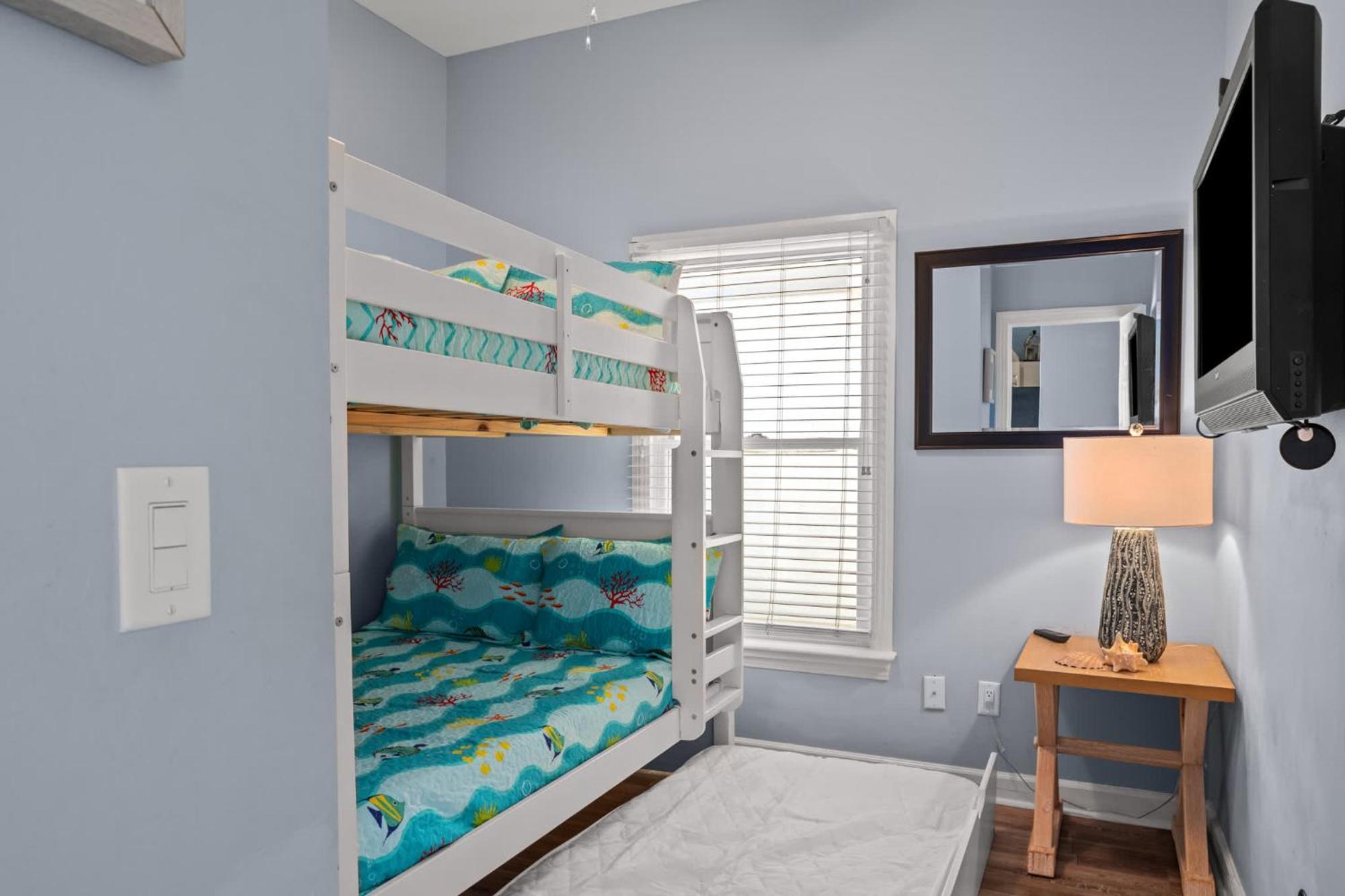 Serenity Now-free Golf Cart-hot Tub-comm Pool Holiday home *