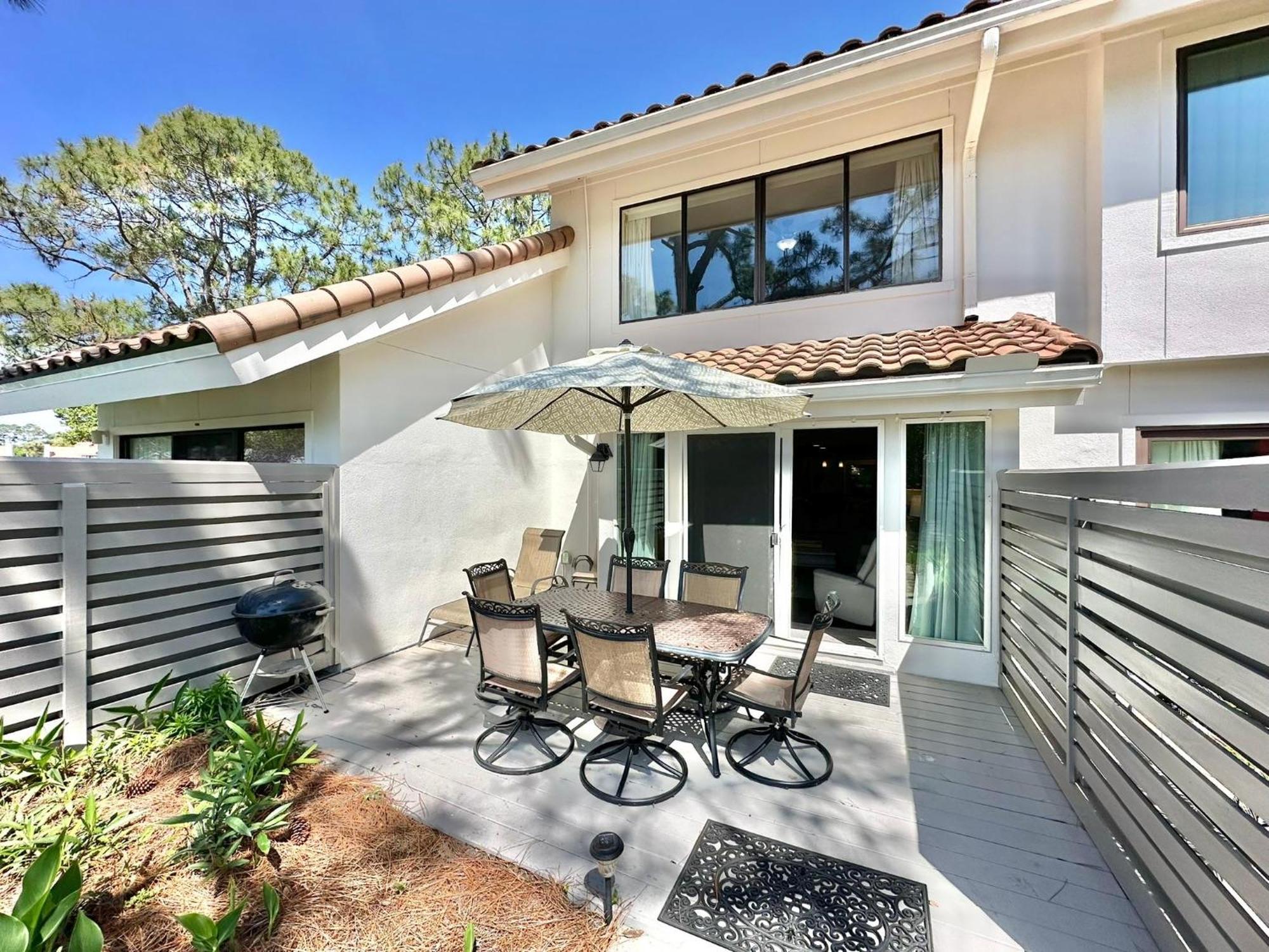 5128 Beachwalk