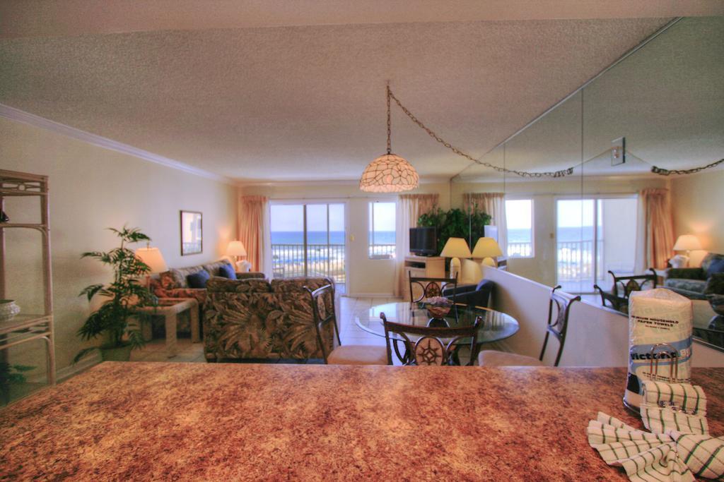 Surf & Racquet Club 416 By Realjoy