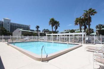 Shoreline Garden Townhomes By Hi Destin