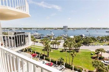 Waterview Towers Yacht Club By Hi