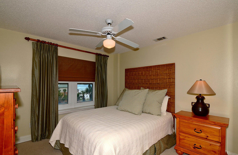 Hotel Emerald Dunes By Dale E. Peterson Vacations Destin