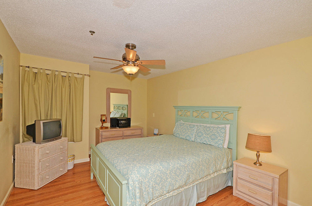 Grand Caribbean By Dale E. Peterson Vacations