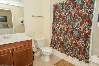 Harbor Landing By Isle 4*