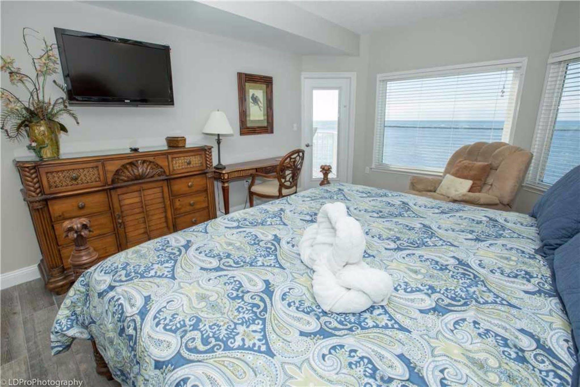 Waterview Towers Yacht Club By Hi 3*