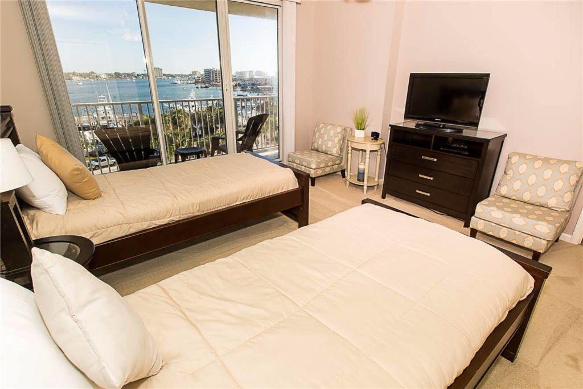 Waterview Towers Yacht Club By Hi 3*