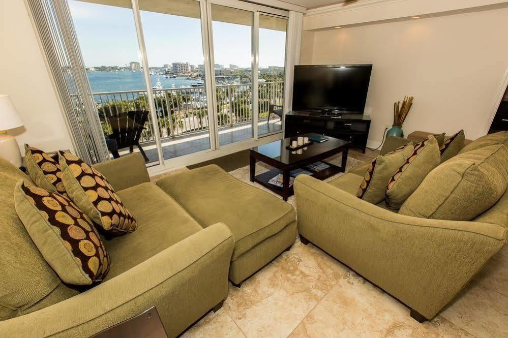 East Pass Towers By Holiday Isle Hotel 3*