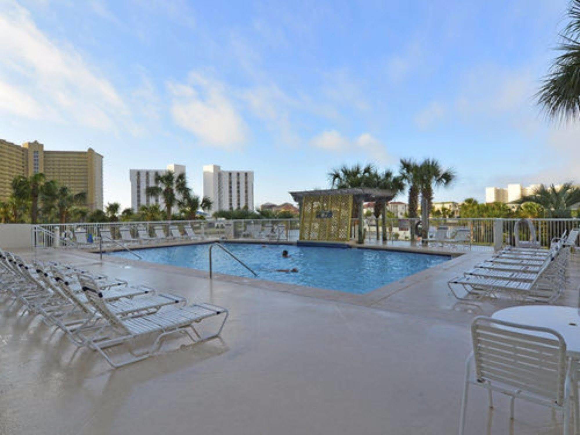 The Terrace At Pelican Aparthotel