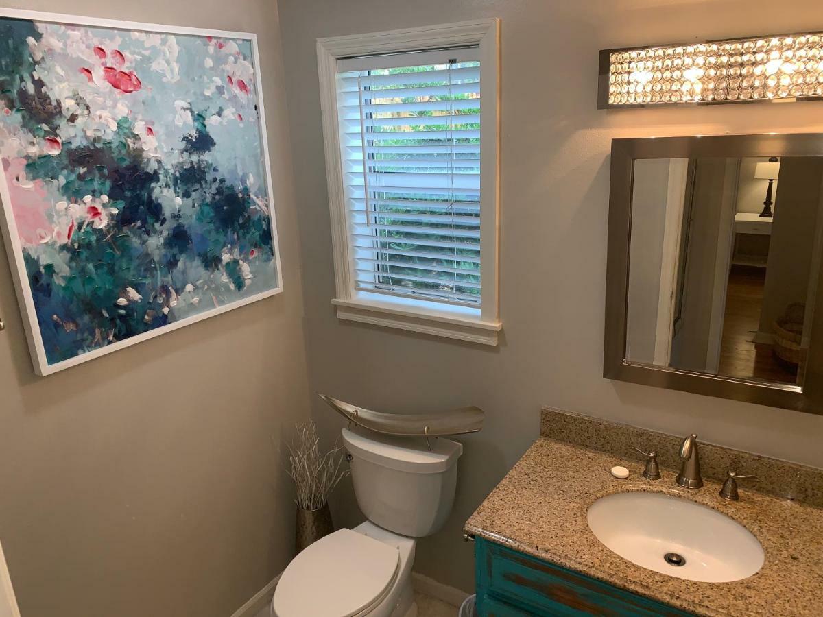 St Martin Beachwalk Villas 114 *