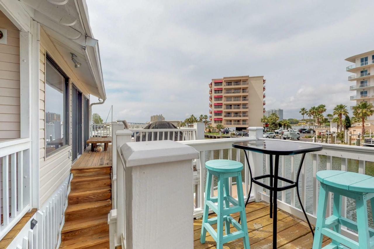 Holiday home 3 Bed 4 Bath In