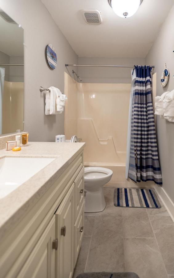 Apartment Bayou Village 613 *