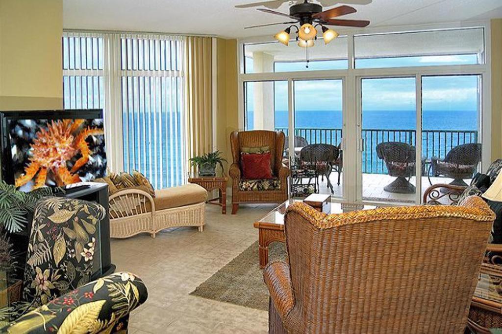 Apartment Jade East 1220- 167743 *