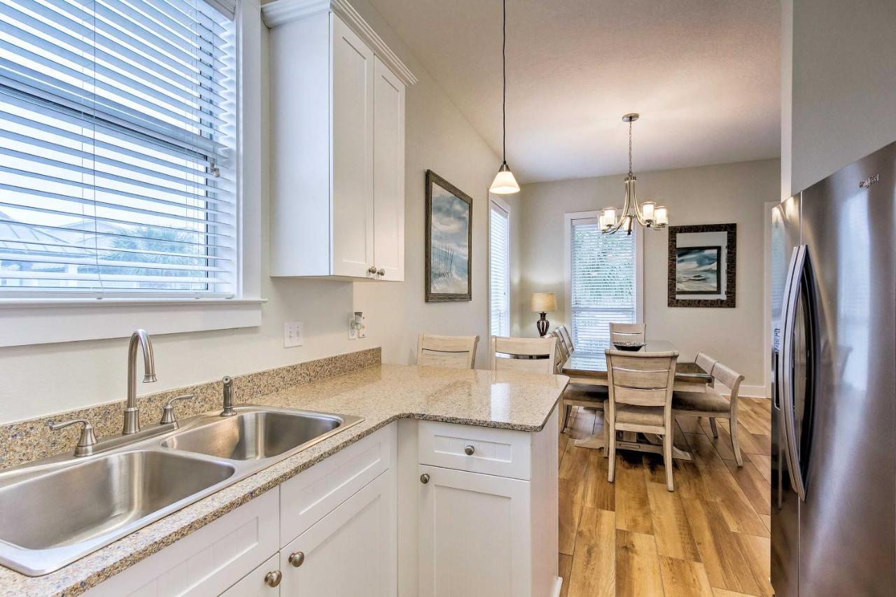 Spacious Miramar With Access! Holiday home Destin