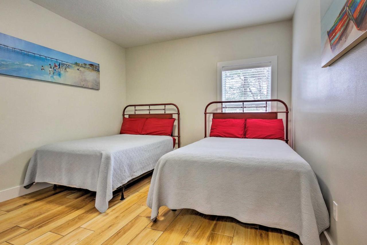 Spacious Miramar With Access! Holiday home Destin