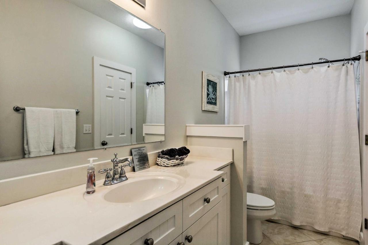 Spacious Miramar With Access! Holiday home