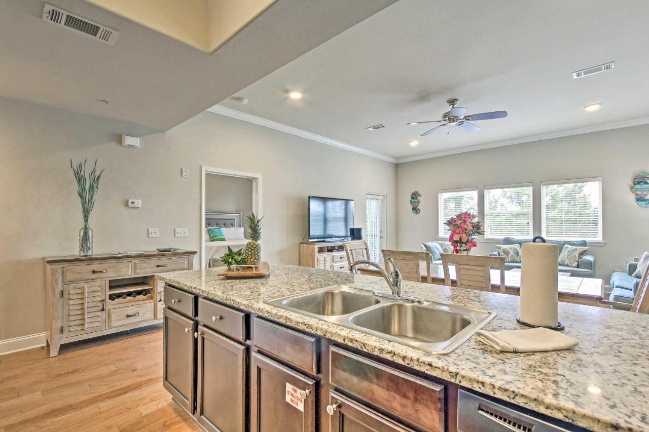 Luxurious Alerio Condo - Steps To Private Beach!